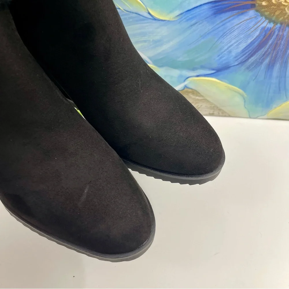 DKNYC Powell‎ Faux Shearling Wedge Bootie in Black Size 9